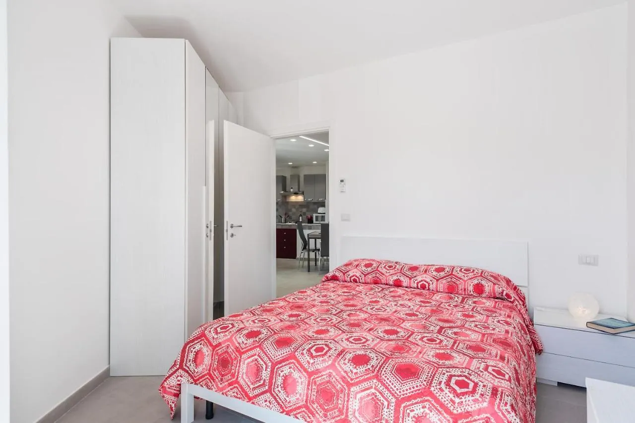 Cozy Apartment Near The Historic Center Taormina Italy